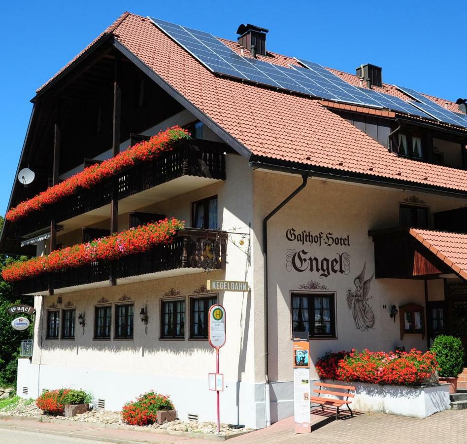 Gasthof Hotel Engel Simonswald Extérieur photo