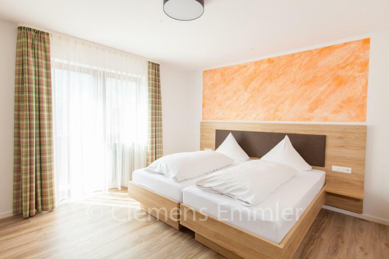 Gasthof Hotel Engel Simonswald Extérieur photo